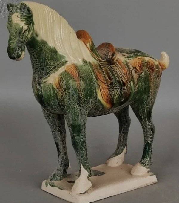 Sancai-style glazed ceramic horse figurine - ceramics collectible