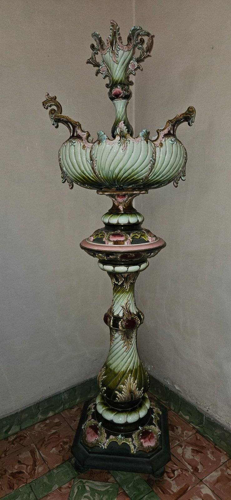 Barbotine Majolica Palace Jardinière and Pedestal - ceramics collectible