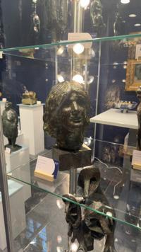 Mari Andriessen (Dutch, 1897-1979) - Hoofd op Sokkel, Bronze, c. 1950-1970 - view 1