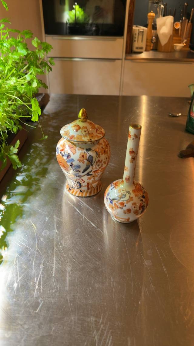 Pair of Japanese Imari-style Porcelain Decorative Vases - ceramics collectible