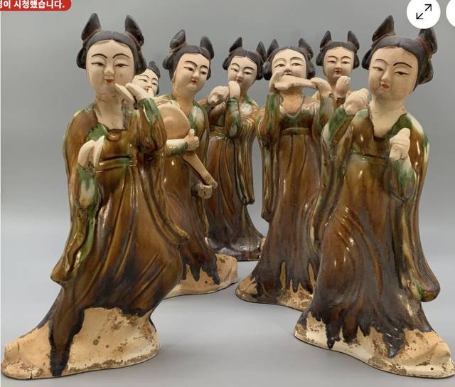 Sancai-style Ceramic Tomb Musicians - ceramics collectible