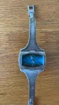 Universa 2000 Sterling Silver Fashion Watch c.1970s - view 2