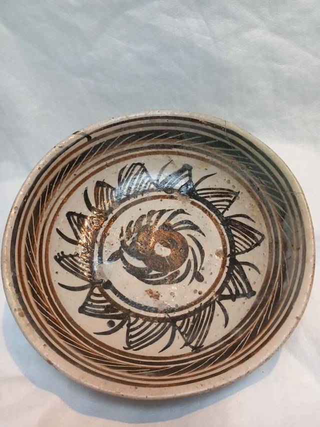 Chinese Cizhou-style Painted Stoneware Bowl, Song to Yuan Dynasty type - ceramics collectible