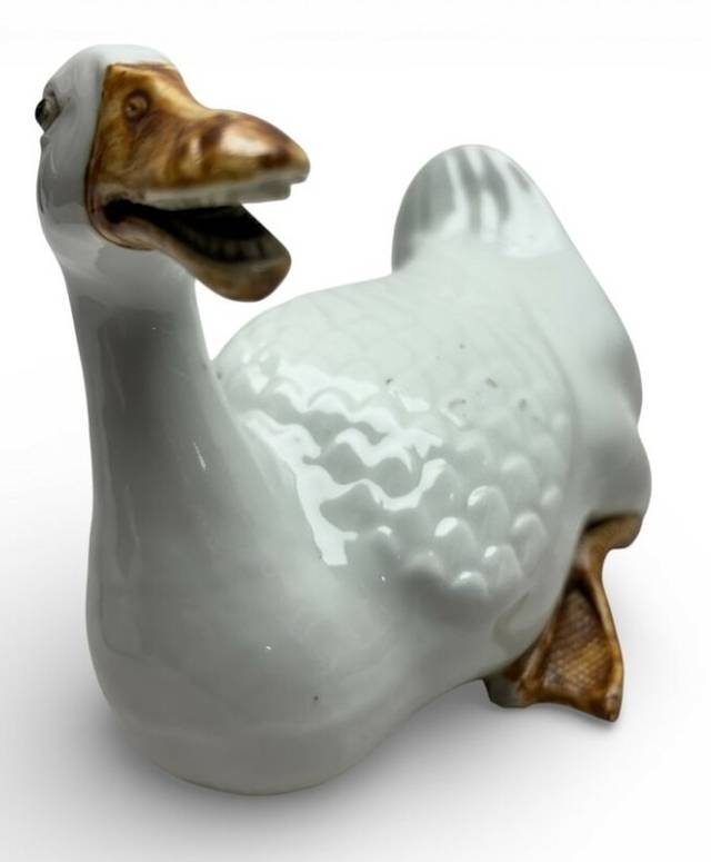 Pair of Chinese export-style porcelain goose figurines - ceramics collectible