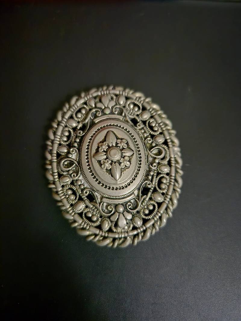 Intricately Filigreed Silver-Tone Brooch or Pendant - jewelry collectible
