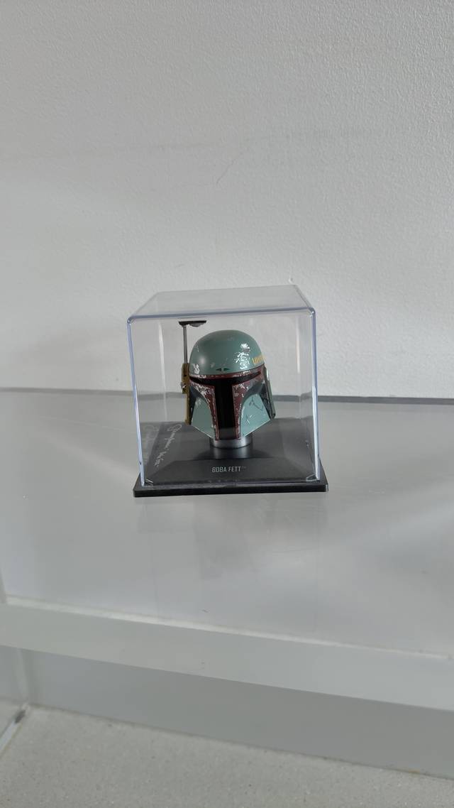 Jeremy Bulloch Signed Boba Fett Riddell Mini-Helmet - memorabilia collectible