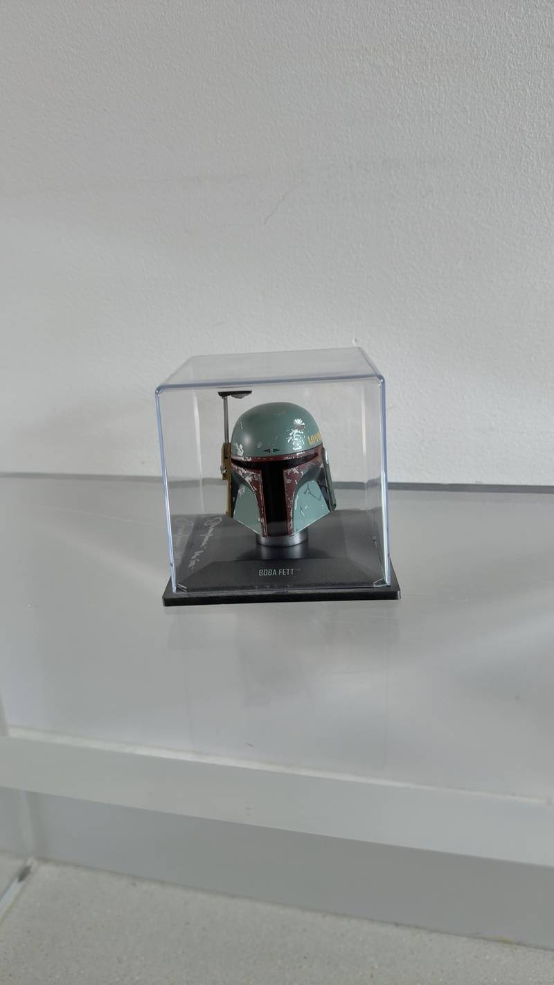 Jeremy Bulloch Signed Boba Fett Riddell Mini-Helmet - memorabilia collectible