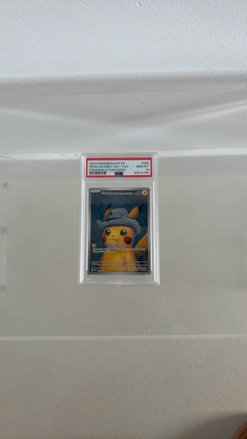 PSA 10 graded Pikachu with Grey Felt Hat Pokémon promo card SVP EN 085 from the 2023 Van Gogh Museum collaboration - view 1